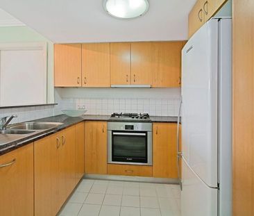 Unfurnished One Bedroom Apartment with Air-con - Photo 4