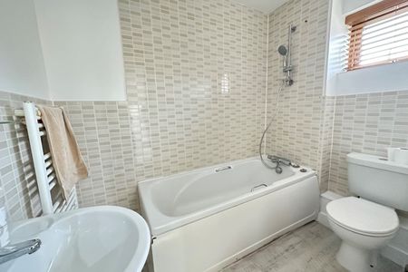 Great Mead - Photo 3