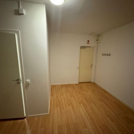 Lyftkransvägen, Skogås - Photo 3