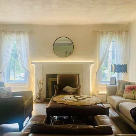 For Lease - 166 Chaplin Crescent Unit# 2nd floor one room, Toronto, Ontario - Photo 1