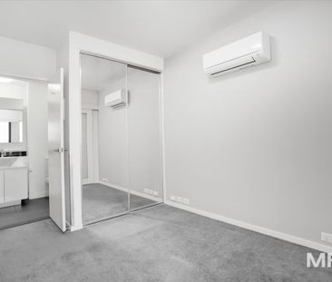 2411/350 William Street, Melbourne - Photo 3