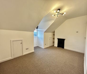 Grange Avenue, Harrogate - Photo 4