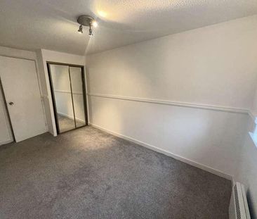 Elmvale Row, Glasgow, G21 - Photo 5