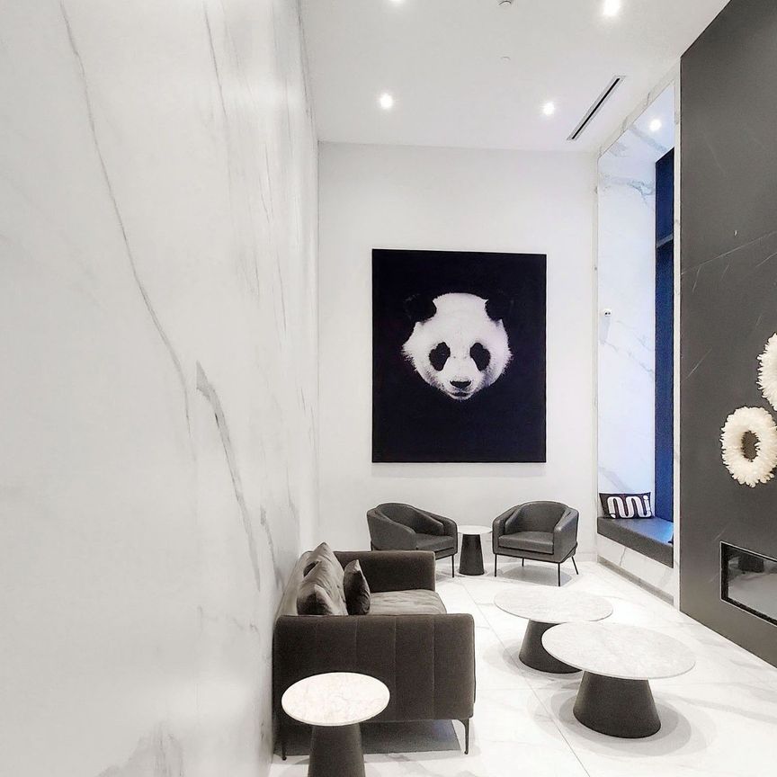 For Lease - 20 Edward Street Unit# 616, Toronto, Ontario - Photo 1