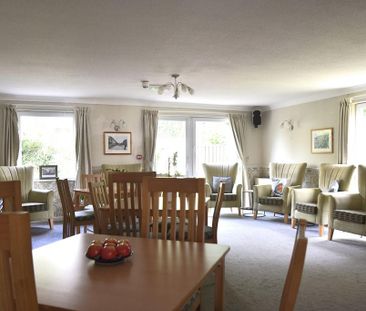 1 bedroom ground floor flat to rent - Photo 3