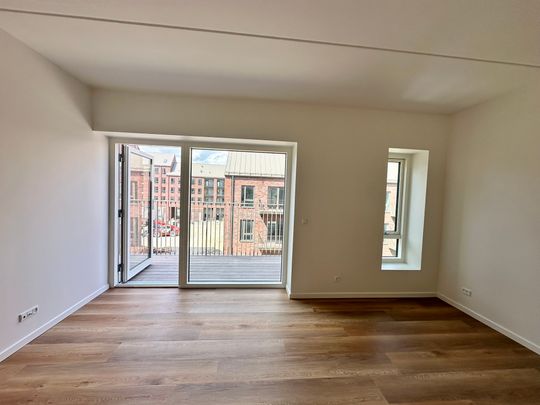 Moderne 4-værelses lejlighed med altan i Nørresundby - Foto 1