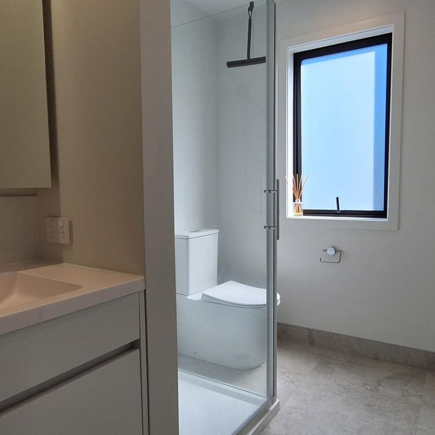 Near new townhouse at Mt Albert - Photo 1