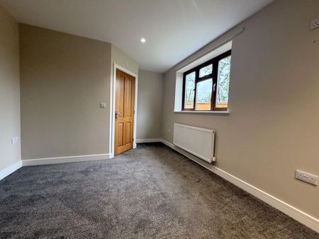 2 bedroom detached bungalow to rent - Photo 5