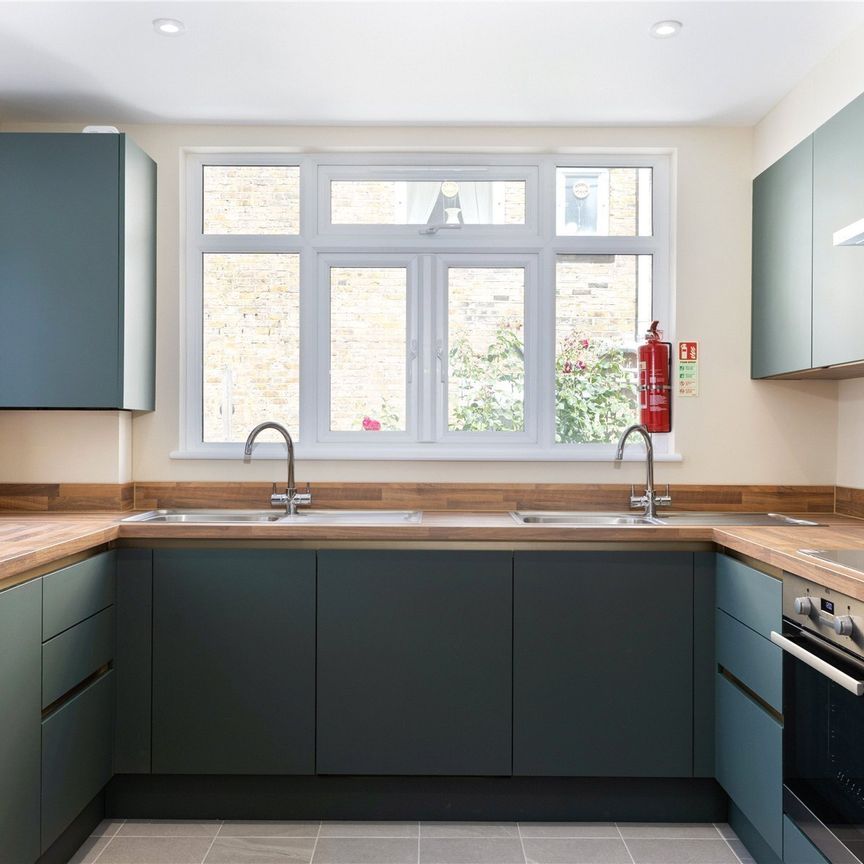 Kilmaine Road, London, SW6 studio to rent - Photo 1