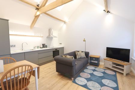 1 Bedroom Home – Medium Let - Photo 2