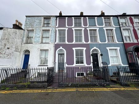 Caernarfon, Gwynedd - Photo 4