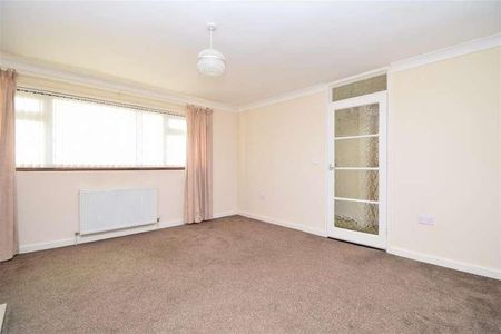 Wrenthorpe Road, Wrenthorpe, Wakefield, WF2 - Photo 2