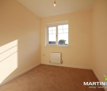 3 bedroom detached house to rent - Photo 4