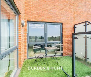 Hazelnut Court, Firwood Lane, Romford - Photo 6