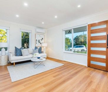 Beautifully Renovated Home in a Highly Sought-After North St Marys ... - Photo 3