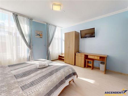 Camera mobilata si utilata, Centrul Istoric Piata Unirii, Brasov - Fotografie 4