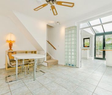 2 bedroom house to rent - Photo 3