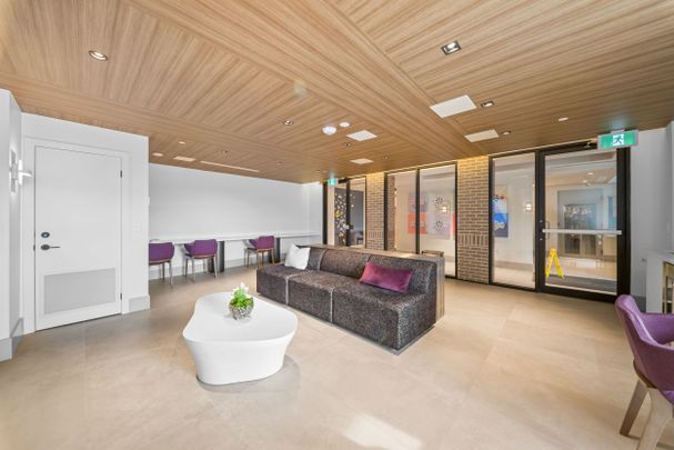 For Lease - 600 North Service Road Unit# 506, Hamilton, Ontario - Photo 1