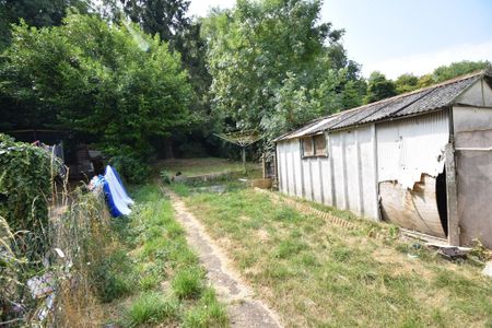 5 bedroom end of terrace house to rent - Photo 5