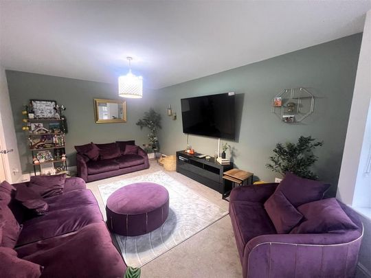 3 bedroom detached house to rent - Photo 1