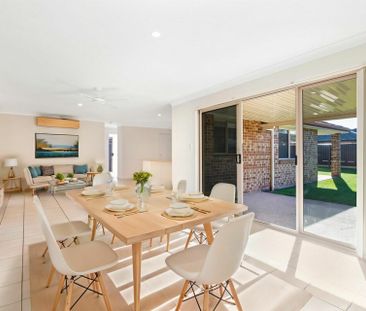Spacious Family Living in a Sought-After Currumbin Waters Pocket - Photo 3