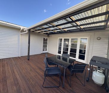 Tidy 3-Bedroom Home with Great Indoor-Outdoor Flow - Ngongotaha - Photo 3