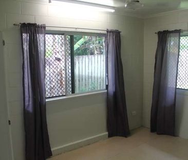 Three Bedroom Home in Manoora! - Photo 5