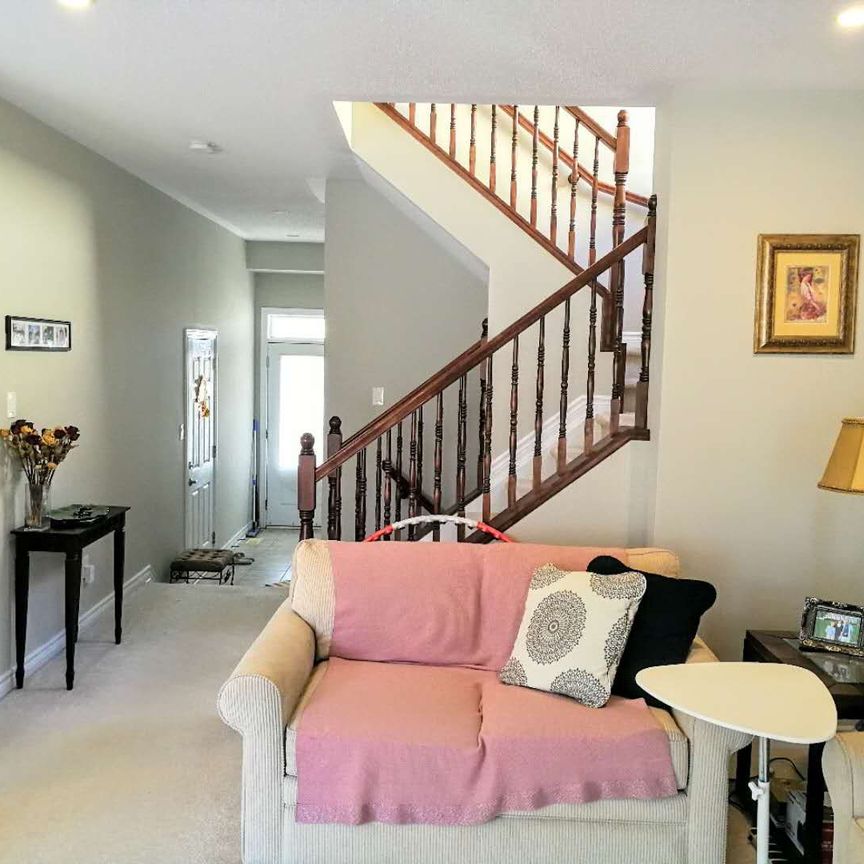 For Lease - 610 Clearbrook Drive, Barrhaven, Ontario - Photo 1