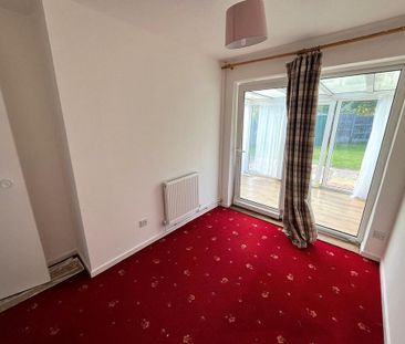 2 bedroom semi-detached bungalow to rent - Photo 5