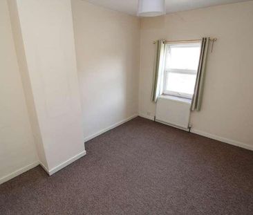 Caldecote Street, Newport Pagnell, MK16 - Photo 2