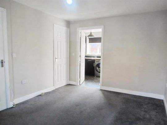 Germain Close, Selby - Photo 1