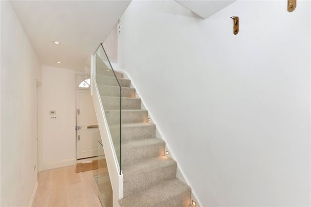 2 Bed Mews House To Rent - Photo 1