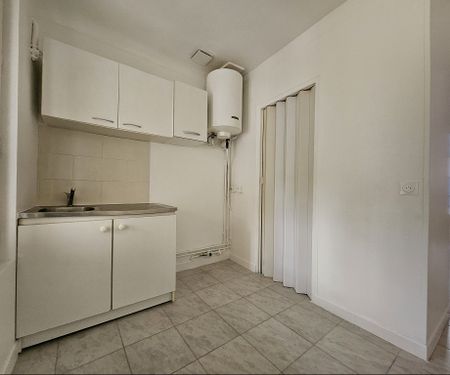 Location Appartement 1 pièce 18m² - Photo 5