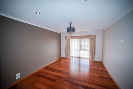 Location, Location - Photo 5