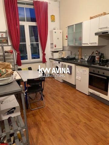 Location Appartement 5 pièces 85m² LILLE 59800 - Photo 3