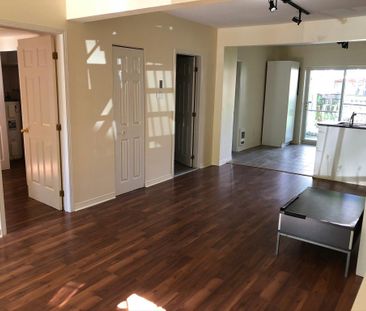 4 ½ IMPECCABLE – Rez-de-jardin – Secteur calme & près du métro ! - Photo 1