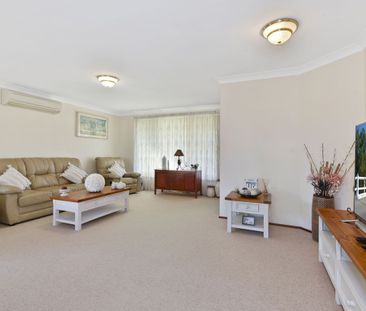 Awesome Family Home - Photo 4