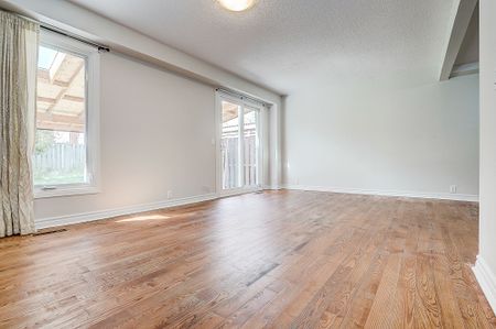 For Lease - 48 Green Spring Drive, Toronto, Ontario - Photo 2