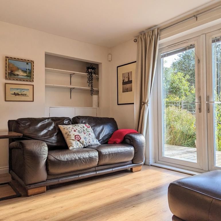 3 bedroom terraced house to rent - Photo 1