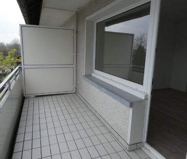 moderne 3 Zimmer Wohnung mit Balkon Nähe Schlosspark - Foto 3