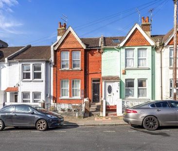 Charming light and airy double-bedroom garden flat to let in Brighton - Photo 3