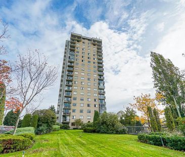 Penthouse Studio Apartment | Undrg. Parking | Storage | Views. - Photo 4