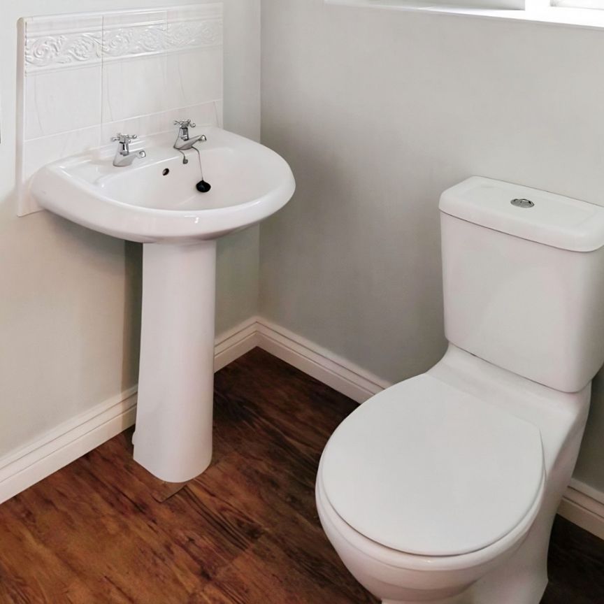 3 bedroom House To Let - Photo 1