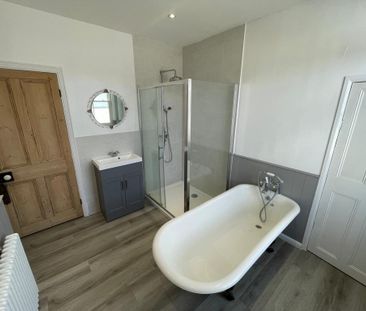 3 bedroom detached house to rent - Photo 4