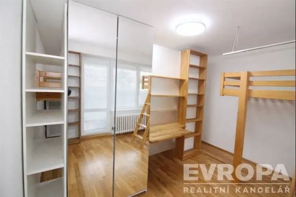 Pronájem bytu 2+1, 60 m - Photo 1