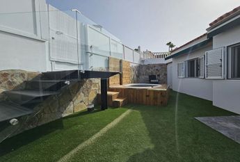 Mogán, Canary Islands 35138