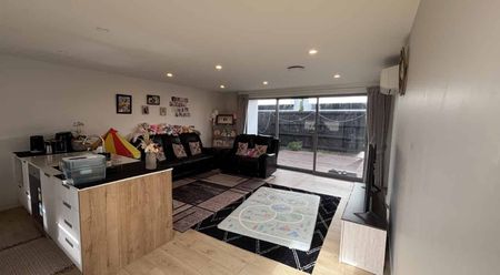 Sought After Location - Photo 4