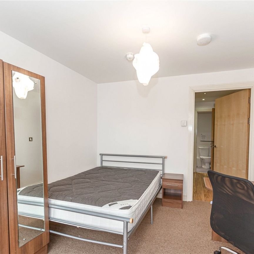 The Platform, - Photo 1