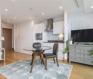 Studio to rent - Photo 1