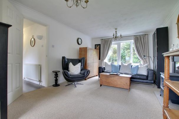 4 bedroom detached house to rent - Photo 1
